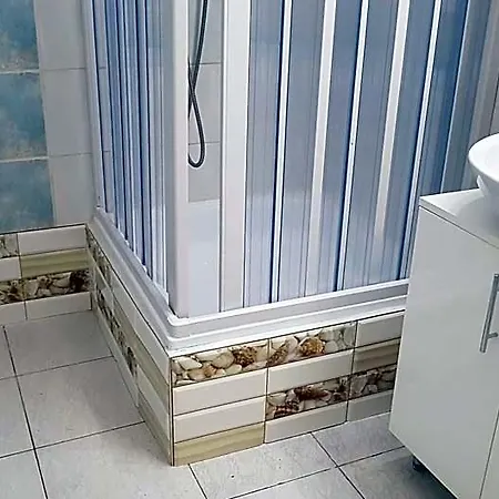 Goscinne Motylek Otel
